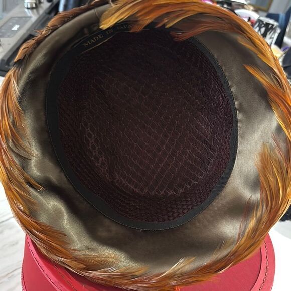 Vintage Pheasant Feather Hat Made In Japan includes Vintage Hat Box - Picture 5 of 7